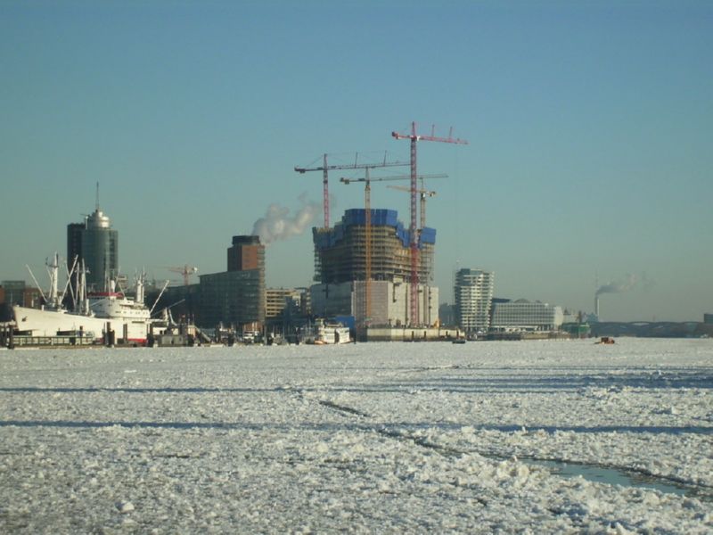 Kehrwiederspitze und Baustelle der Elbphilharmonie Hamburg - Winterbilder Hamburg