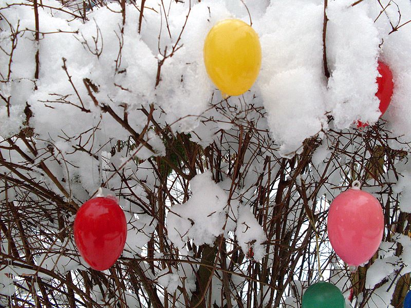Ostereier Schnee