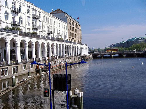 Alsterarkaden in Hamburg