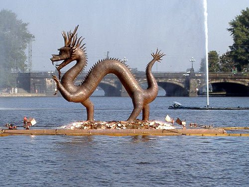 Alsterdrachen - Hamburg auf der Binnenalster