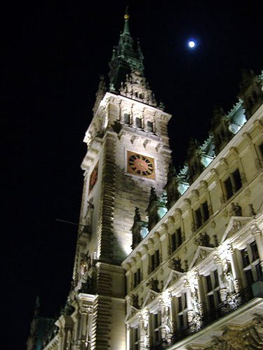 Nachts in Hamburg - Das Hamburger Rathaus