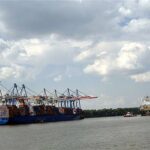 Containerschiffe im Hamburger Hafen