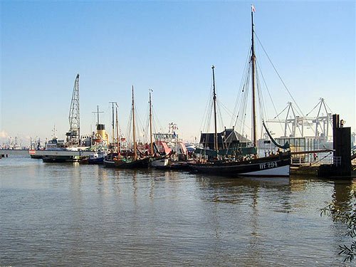 Museumshafen Oevelgoenne - Hamburg