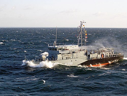 Minenjagdboot M 1068 DATTELN