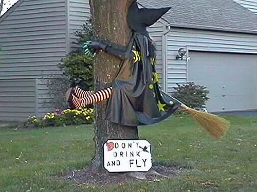 Halloween Hexe – drunken Halloween witch