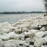 Eis auf der Elbe - Winter Bilder
