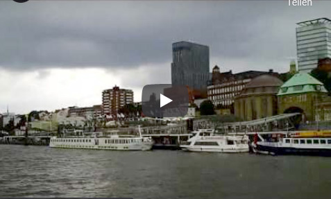 Hamburger Hafen – Fahrt Hafenfaehre auf Elbe