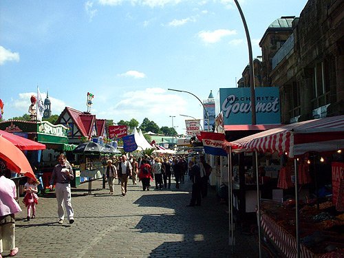 Hamburg christi himmelfahrt flohmarkt Vatertag in