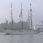 Hambuger Hafen im Herbst Nebel